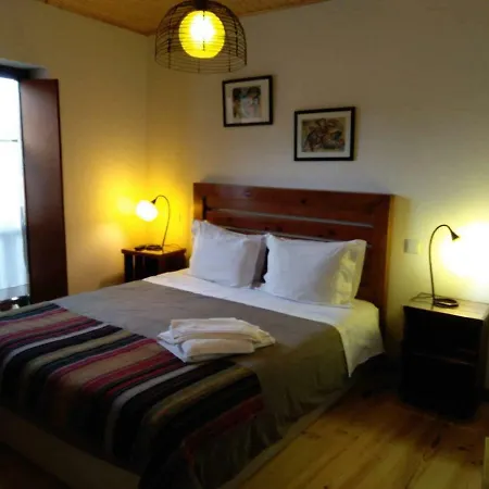 Patio Do Xisto Vakantieboerderij Gondramaz